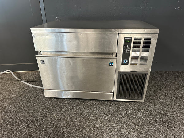 Hoshizaki IM-100CNE-HC ijsblokjesmachine, gereviseerd, vooraanzicht